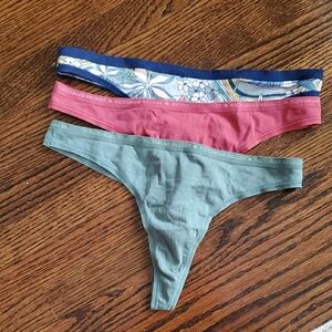 Victoria's Secret 3-Pack Thong Panties- Navy, Terracotta, Sage Floral